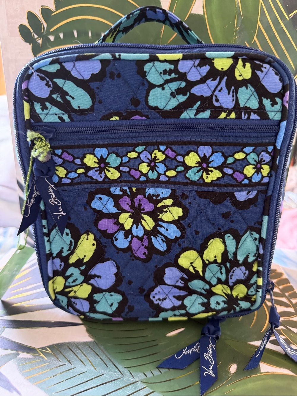 Vera Bradley Lunch Break Lunch Bag Cooler Indigo Pop NWT Insulated 2012